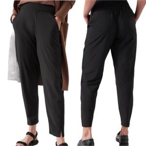 Athleta Brooklyn Mid Rise Black Pant Sz 10 Featherweight Stretch